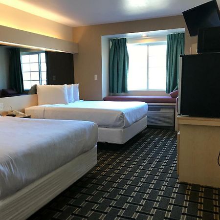 Mariner'S Village Resort Carlyle Extérieur photo