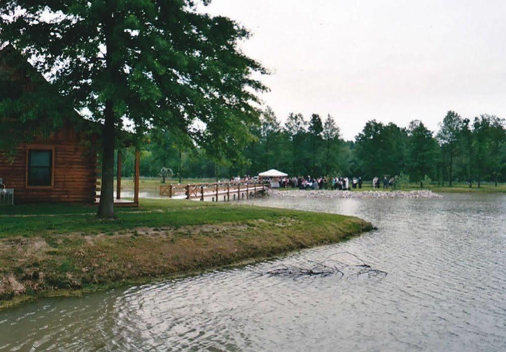 Mariner'S Village Resort Carlyle Extérieur photo