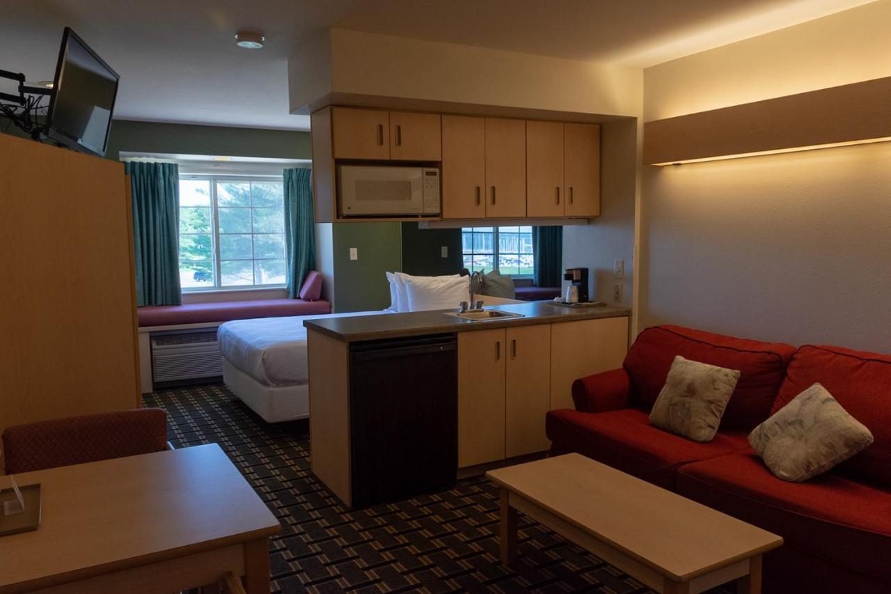 Mariner'S Village Resort Carlyle Extérieur photo